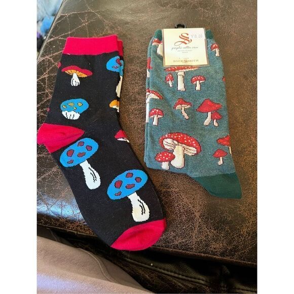 Mushroom Novelty Socks (2) - Picture 1 of 6